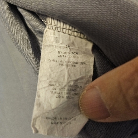 Grey stretchy knit button down rayon? Shirt, sz. M - Picture 8 of 8